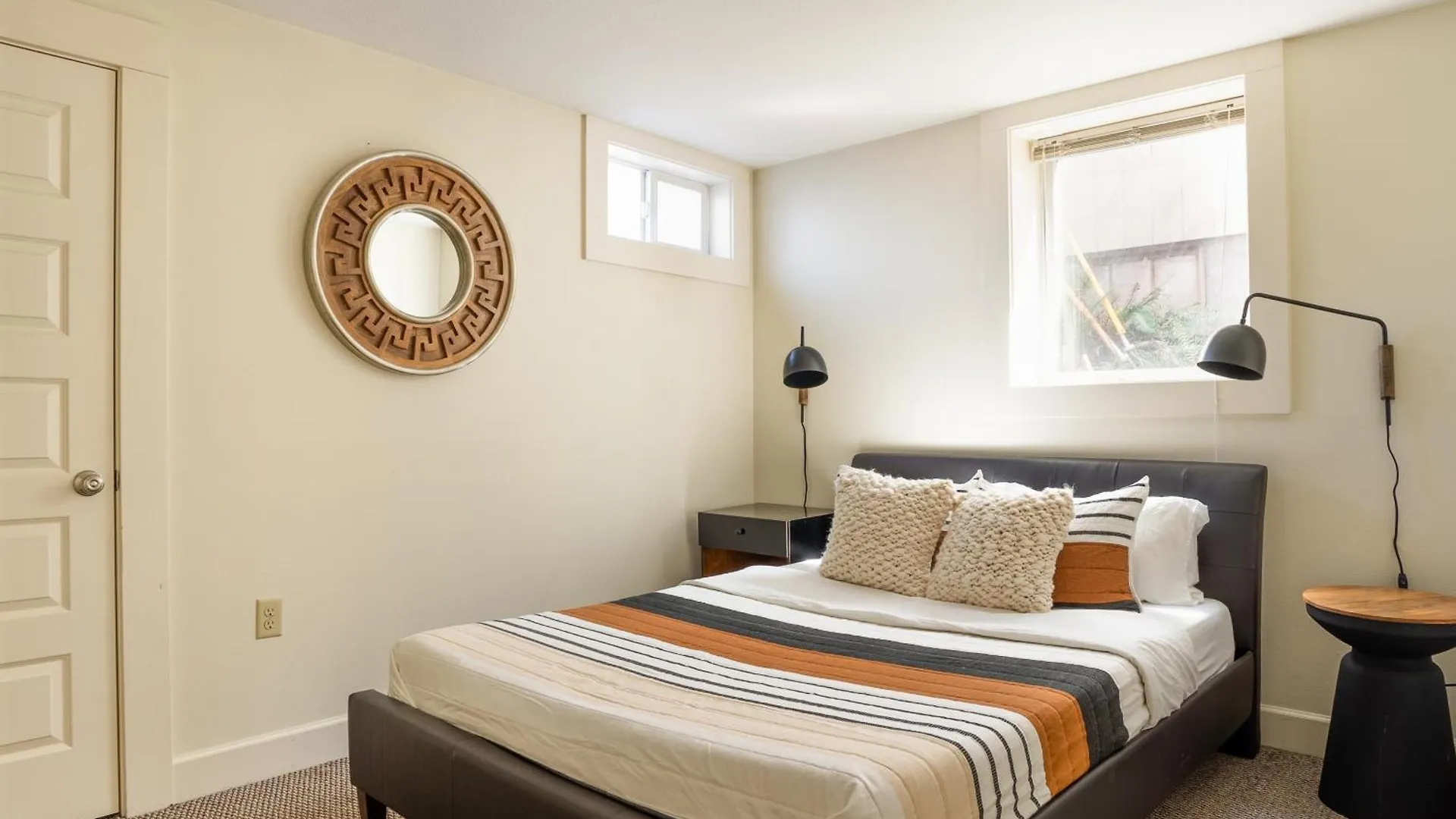 Stay Portland - Joshua Tree Vibes In Se Pdx - Local Bars & Food Holiday home